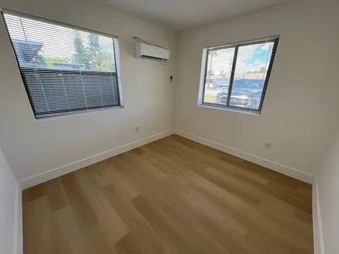 1350 NE 162nd Street North Miami Beach FL 33162