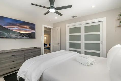 300 SE 8th Court Pompano Beach FL 33060