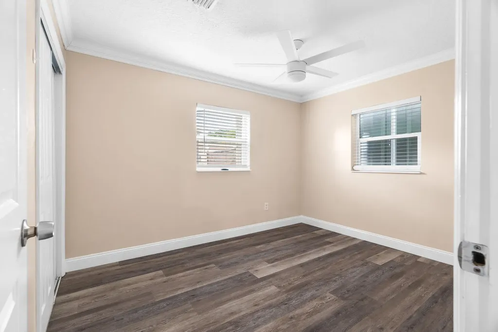 3201 Alice Drive Palm Springs FL 33461