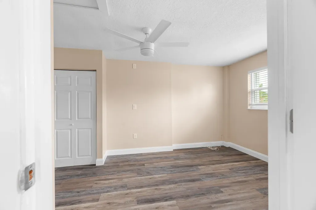 3201 Alice Drive Palm Springs FL 33461