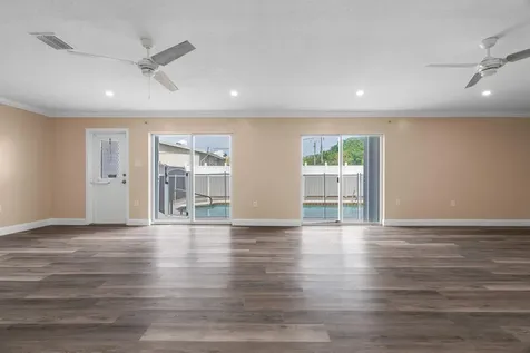 3201 Alice Drive Palm Springs FL 33461