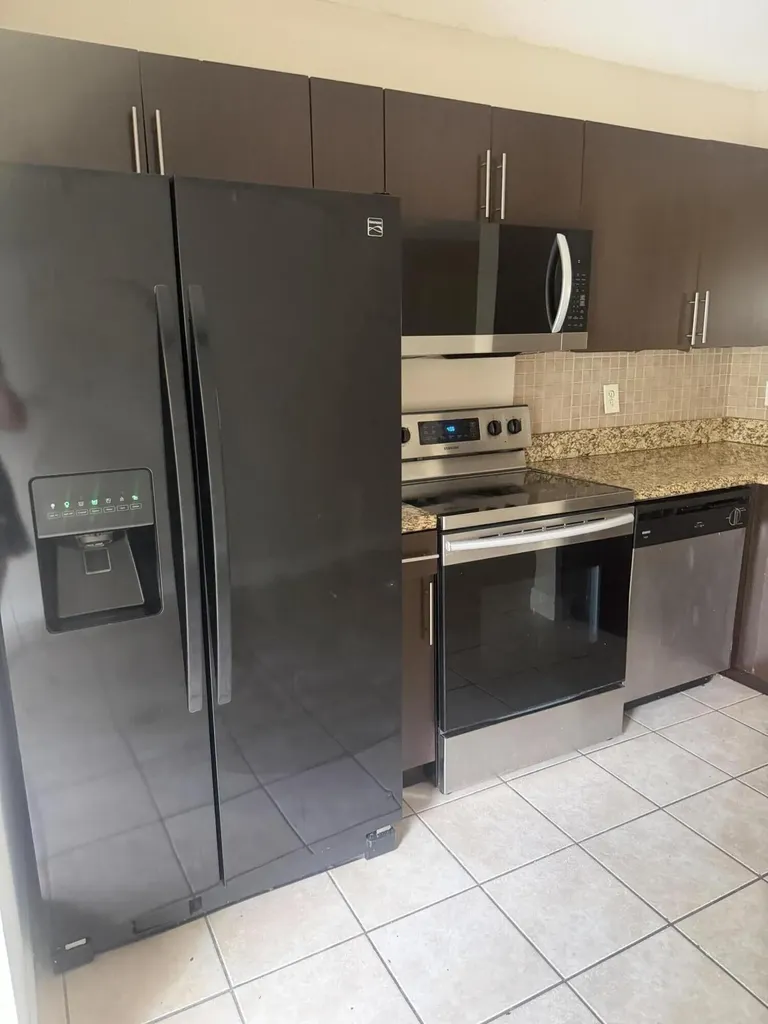 4785 SW 62nd Avenue Davie FL 33314