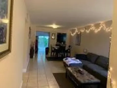 4785 SW 62nd Davie FL 33314