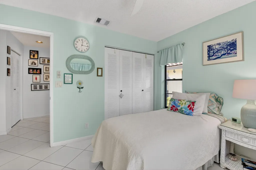 5893 Sunswept Lane Boynton Beach FL 33437