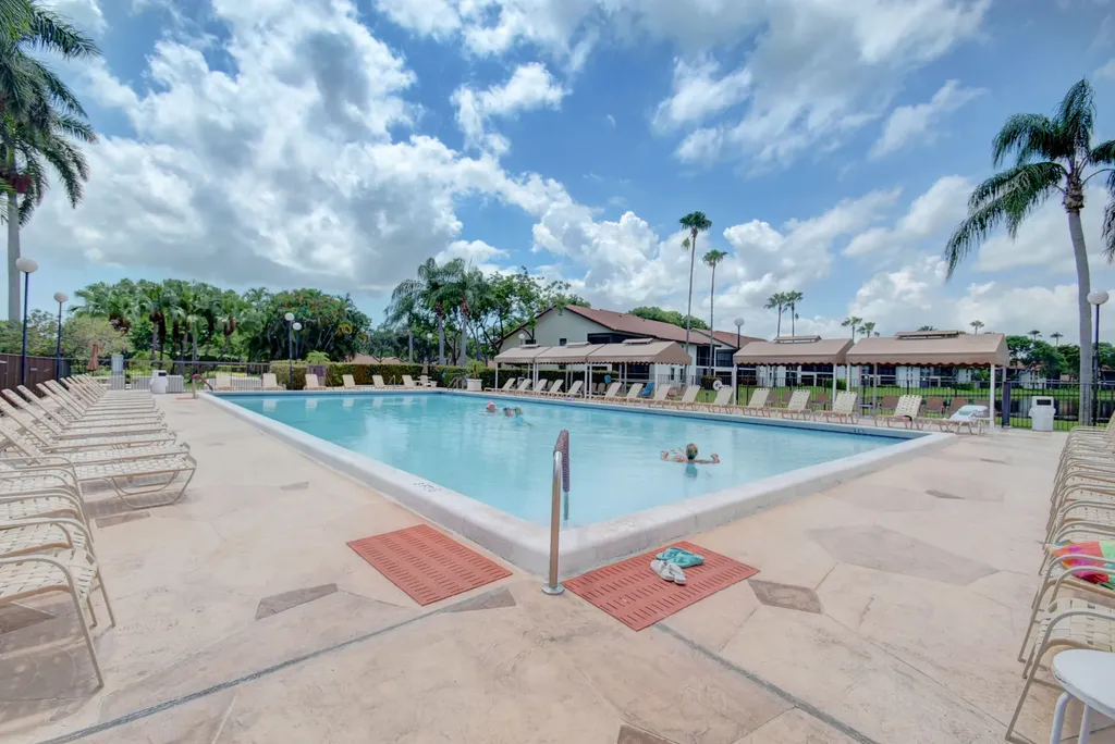 5893 Sunswept Lane Boynton Beach FL 33437