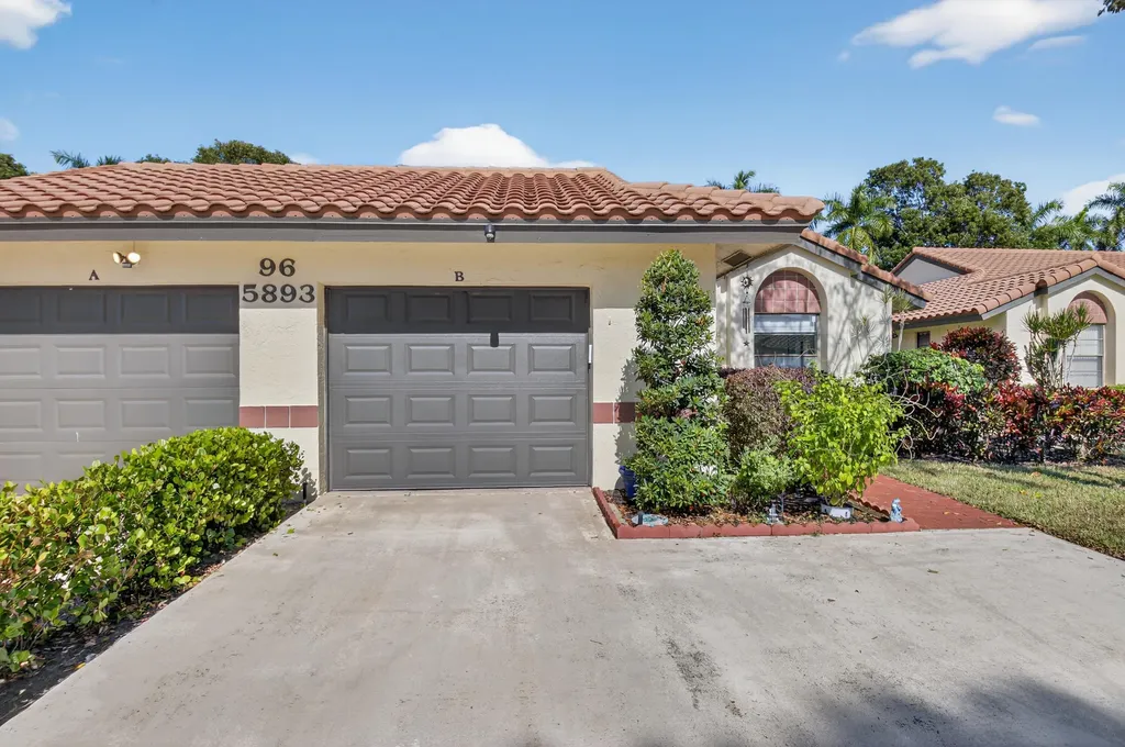 5893 Sunswept Lane Boynton Beach FL 33437