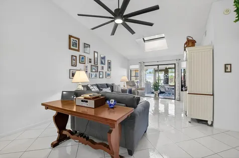 5893 Sunswept Boynton Beach FL 33437