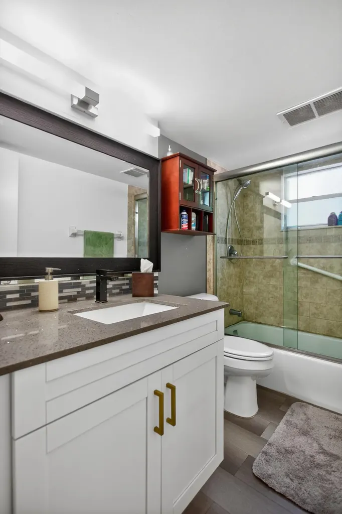3160 Holiday Springs Boulevard Margate FL 33063