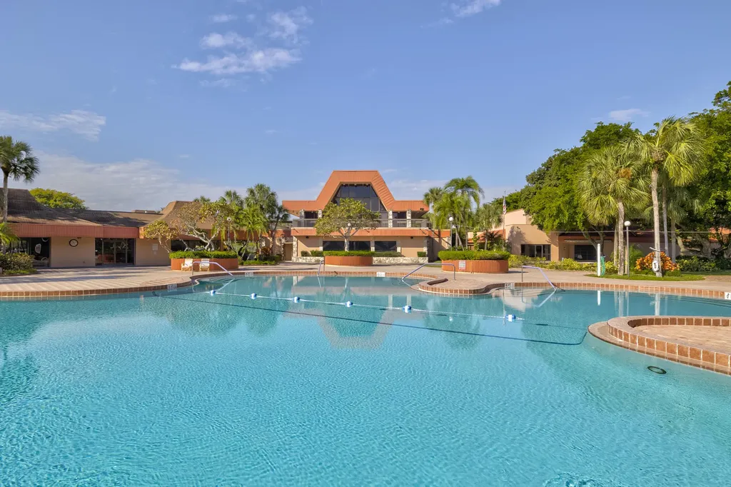 3160 Holiday Springs Boulevard Margate FL 33063
