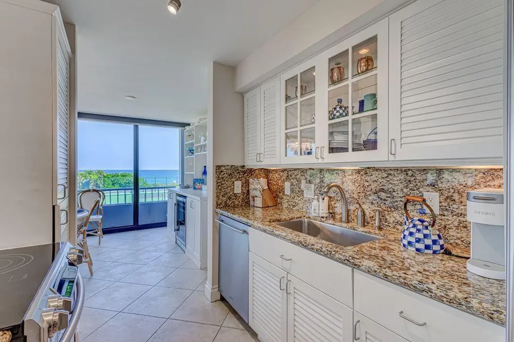 5550 N Ocean Drive Riviera Beach FL 33404