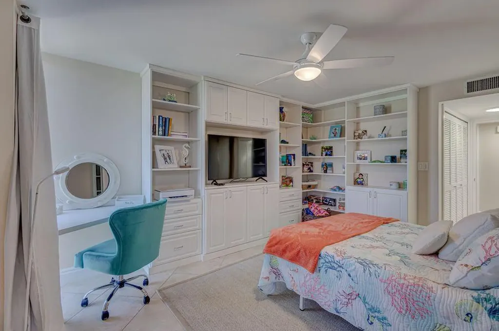 5550 N Ocean Drive Riviera Beach FL 33404