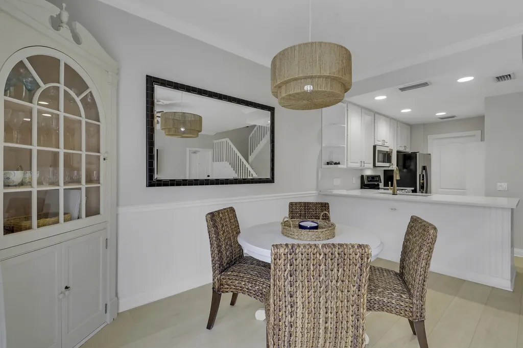 23 Live Oak Circle Tequesta FL 33469