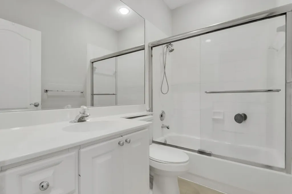 23 Live Oak Circle Tequesta FL 33469