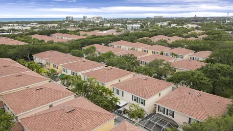 23 Live Oak Circle Tequesta FL 33469