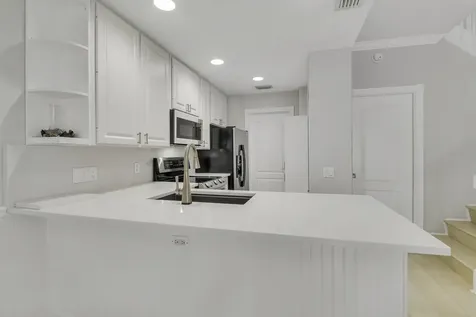 23 Live Oak Circle Tequesta FL 33469