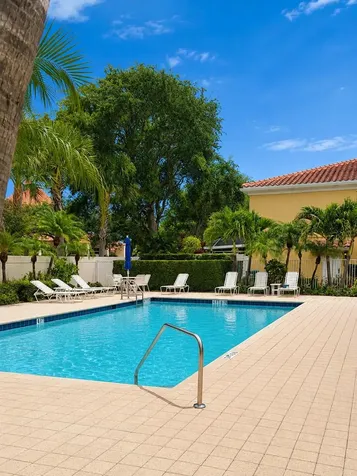 23 Live Oak Circle Tequesta FL 33469