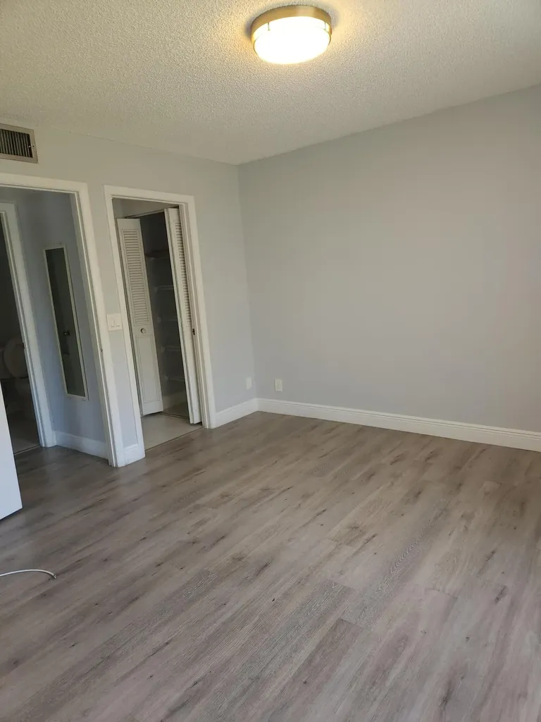 502 Shady Pine Way Greenacres FL 33415