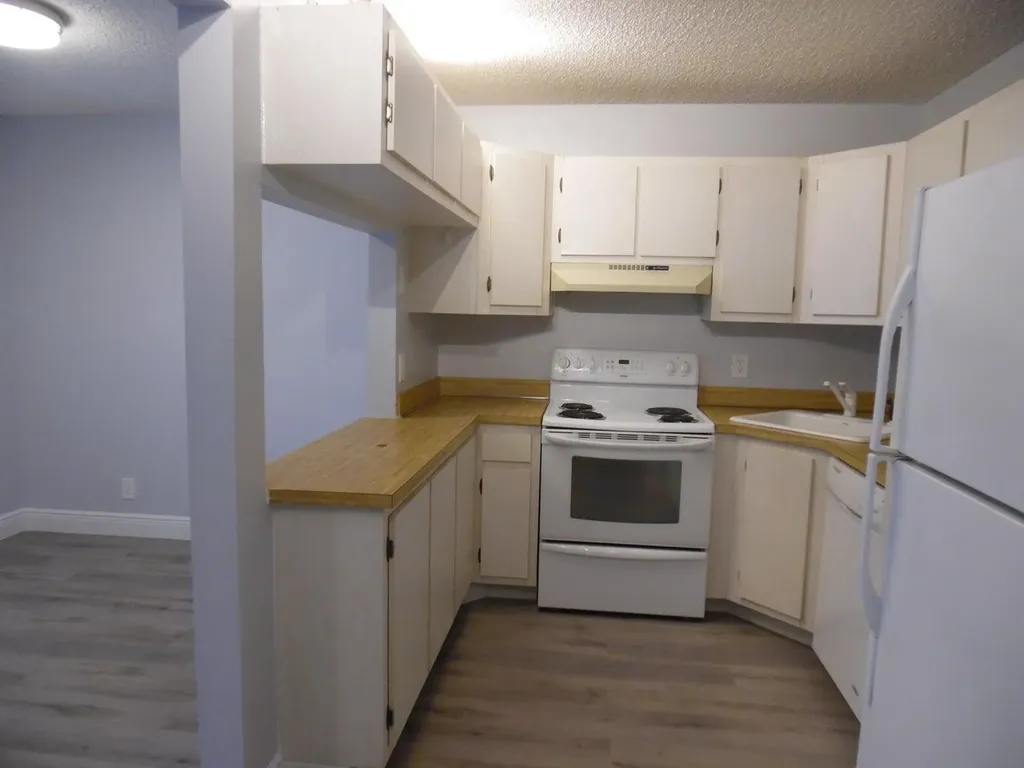 502 Shady Pine Way Greenacres FL 33415