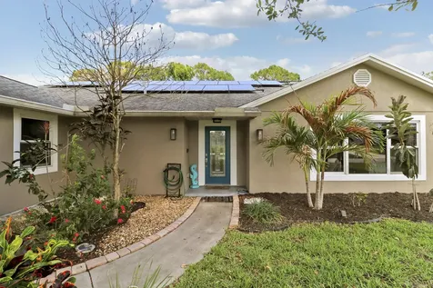 1881 SW Taurus Lane Port St Lucie FL 34984