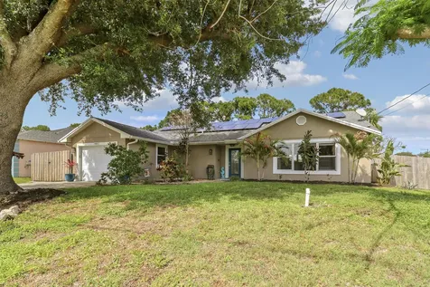 1881 SW Taurus Lane Port St Lucie FL 34984