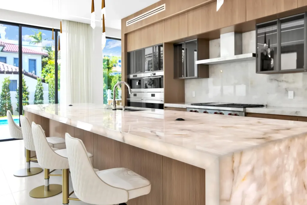 344 NE 2nd Street Boca Raton FL 33432
