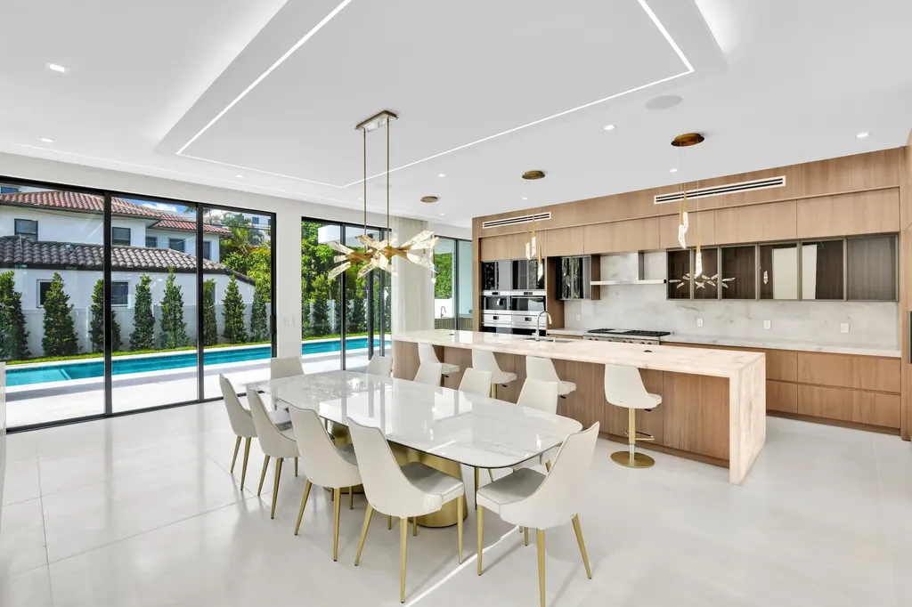 344 NE 2nd Street Boca Raton FL 33432