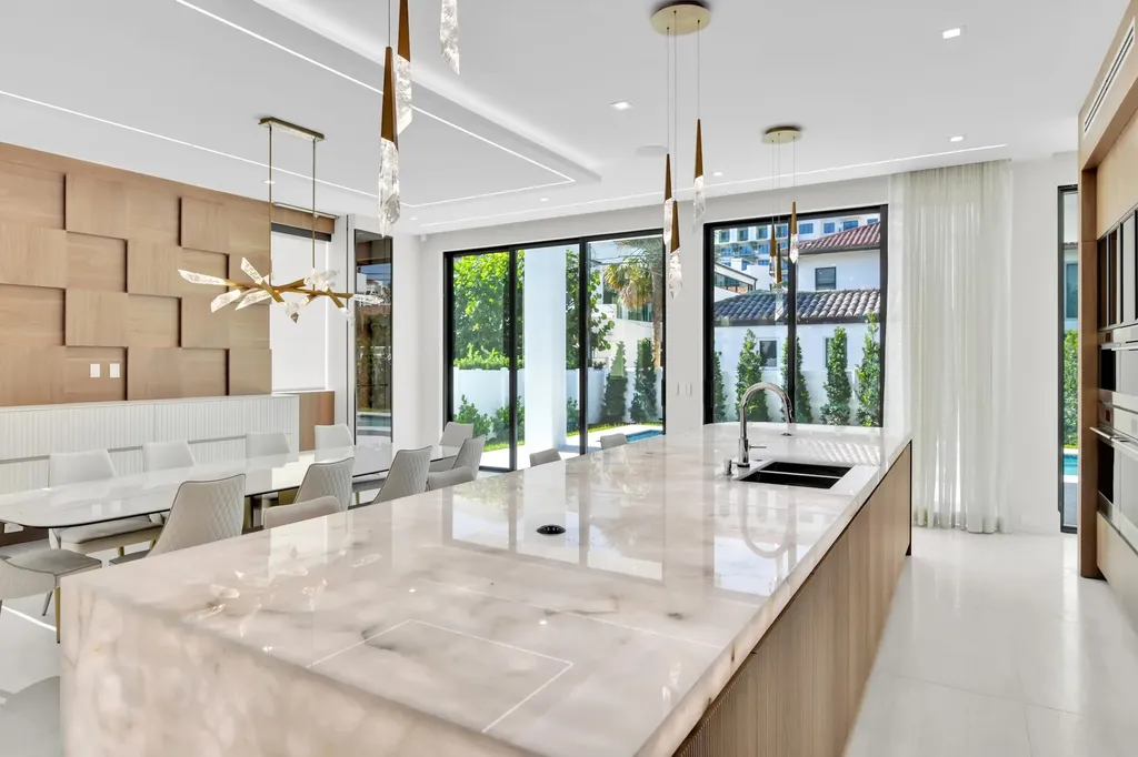 344 NE 2nd Street Boca Raton FL 33432