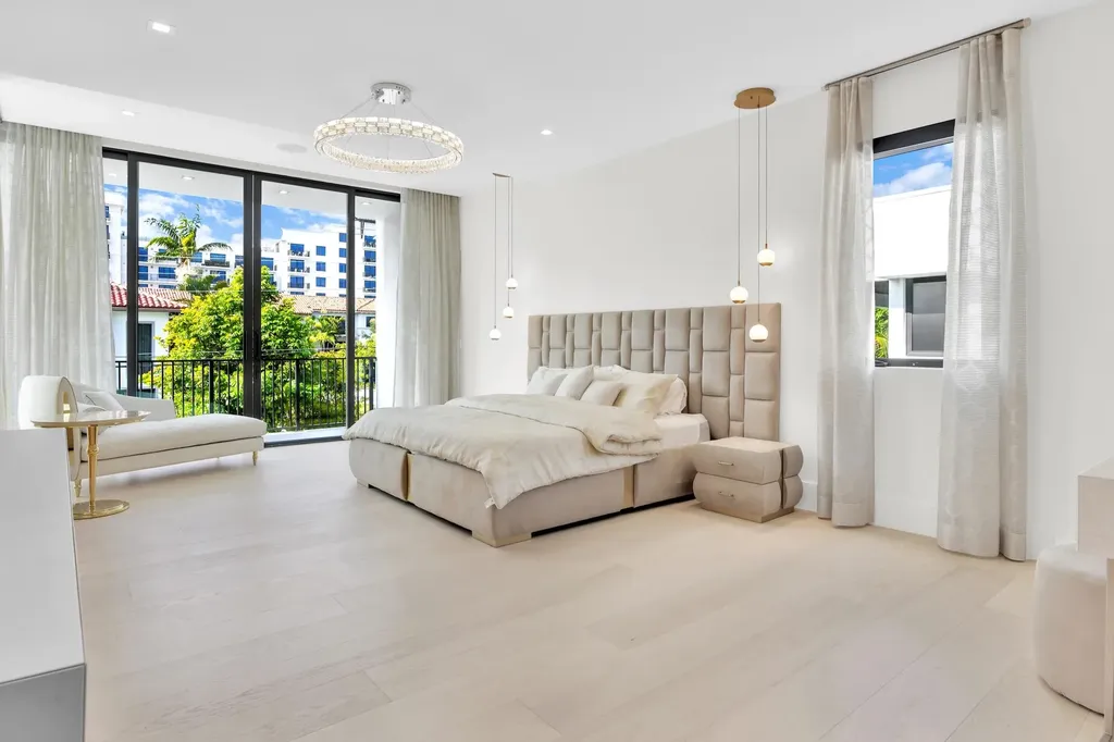344 NE 2nd Street Boca Raton FL 33432