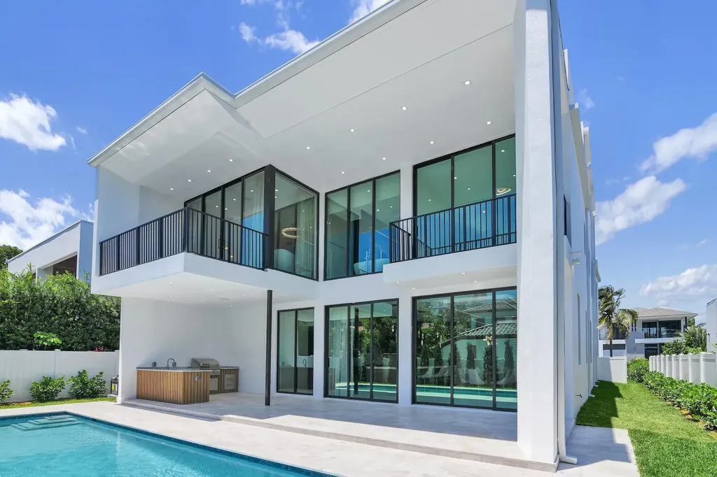 344 NE 2nd Street Boca Raton FL 33432