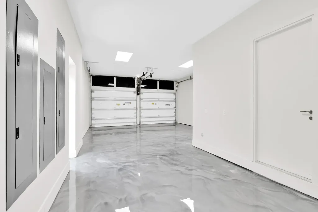 344 NE 2nd Street Boca Raton FL 33432