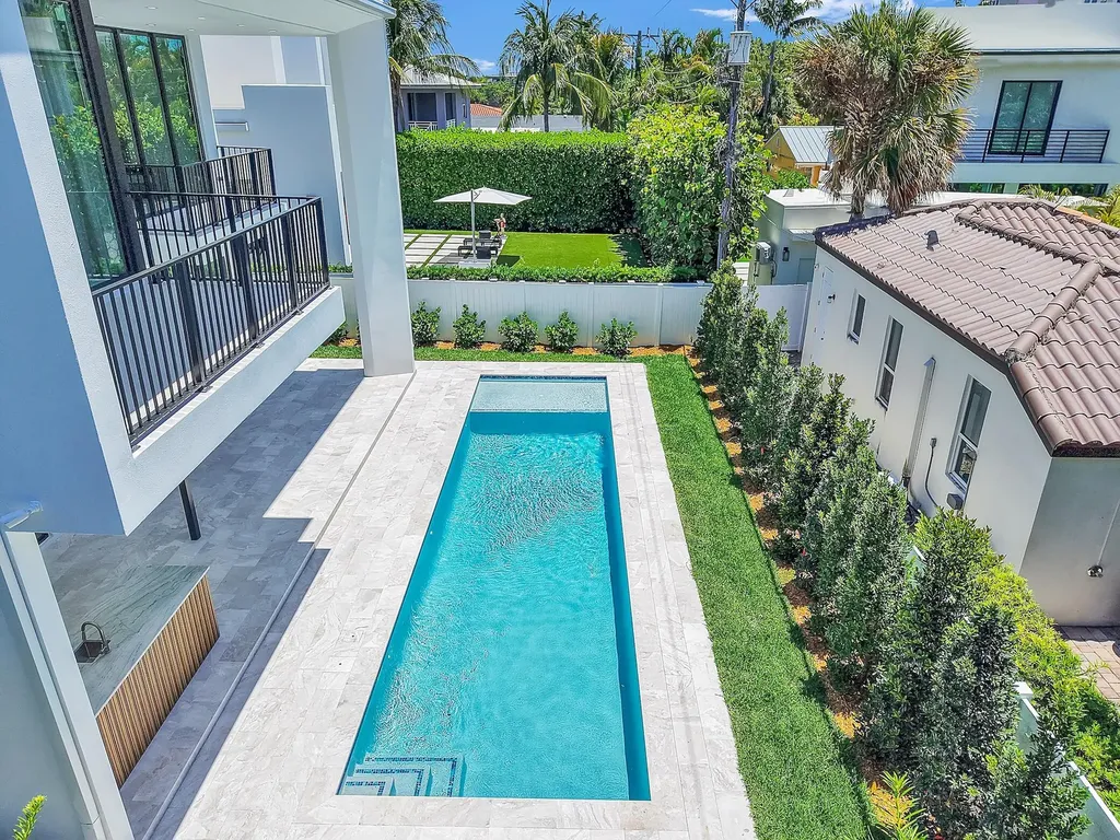 344 NE 2nd Street Boca Raton FL 33432