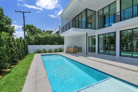 344 NE 2nd Street Boca Raton FL 33432