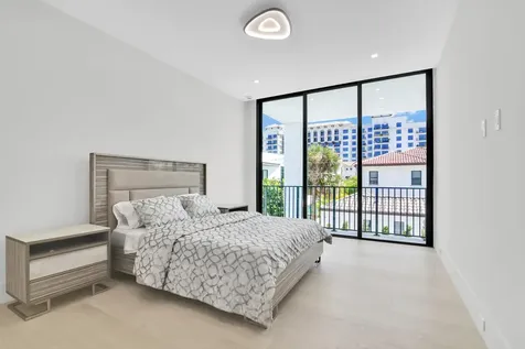 344 NE 2nd Street Boca Raton FL 33432