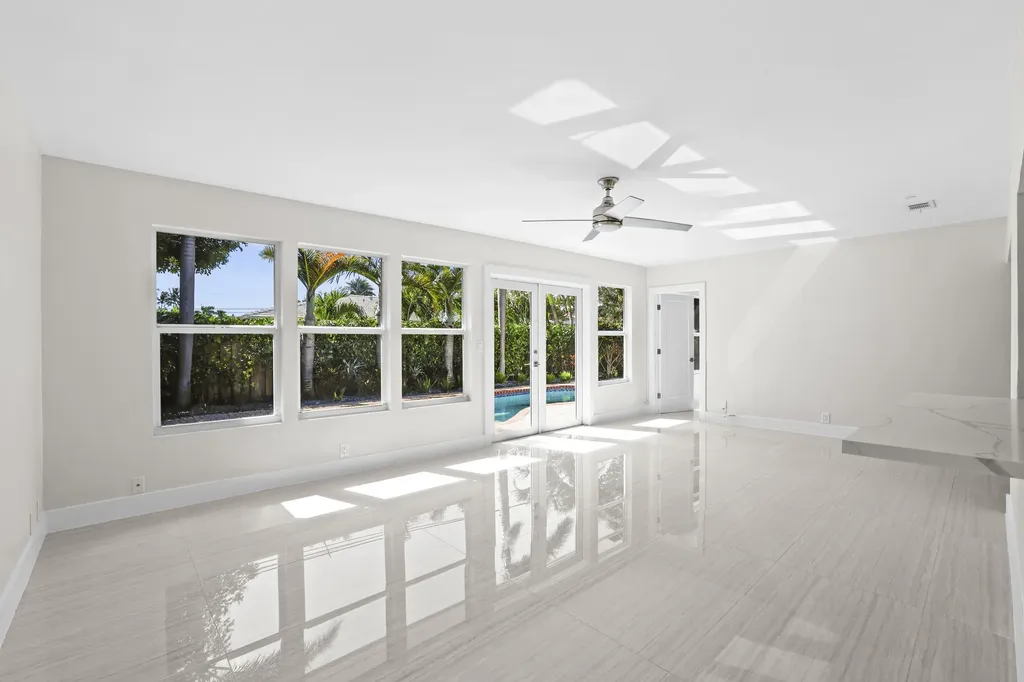 4240 NE 22nd Terrace Lighthouse Point FL 33064