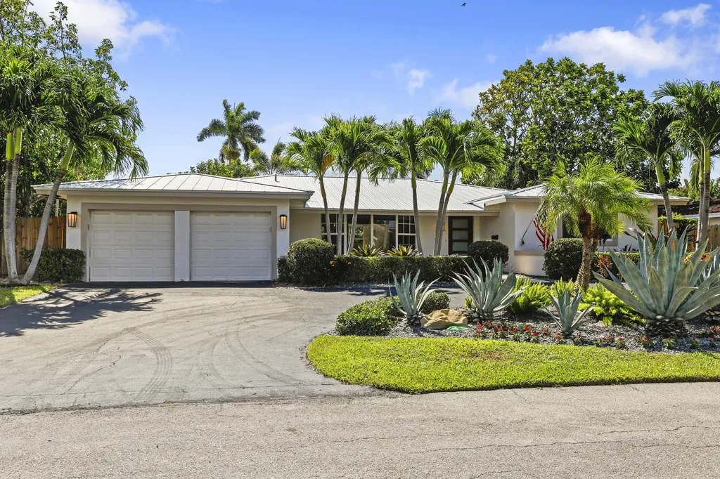 4240 NE 22nd Terrace Lighthouse Point FL 33064