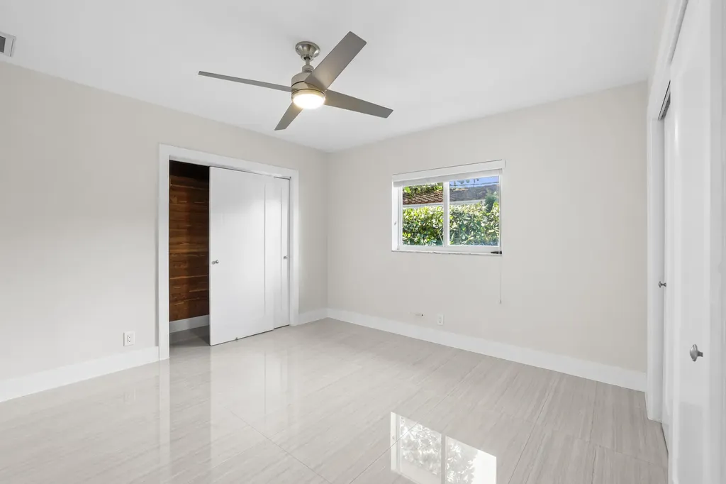 4240 NE 22nd Terrace Lighthouse Point FL 33064