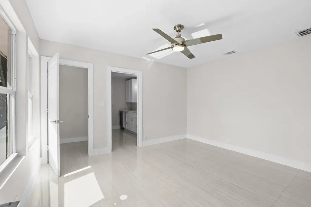 4240 NE 22nd Terrace Lighthouse Point FL 33064