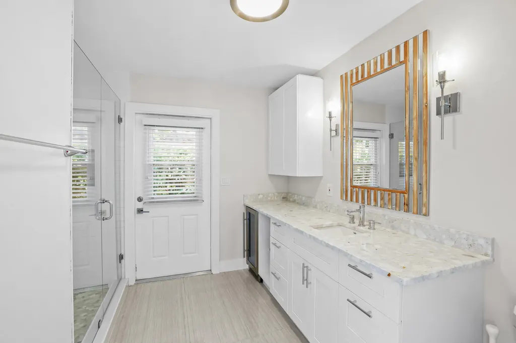 4240 NE 22nd Terrace Lighthouse Point FL 33064