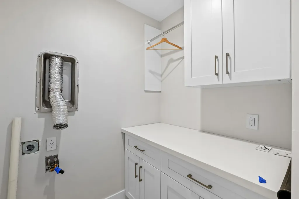 4240 NE 22nd Terrace Lighthouse Point FL 33064