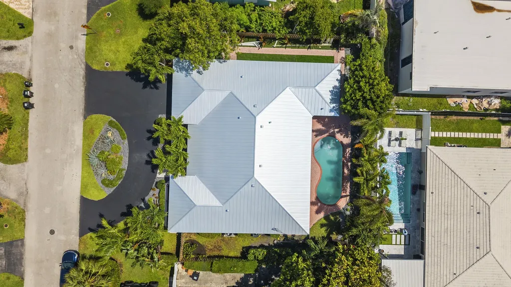 4240 NE 22nd Terrace Lighthouse Point FL 33064
