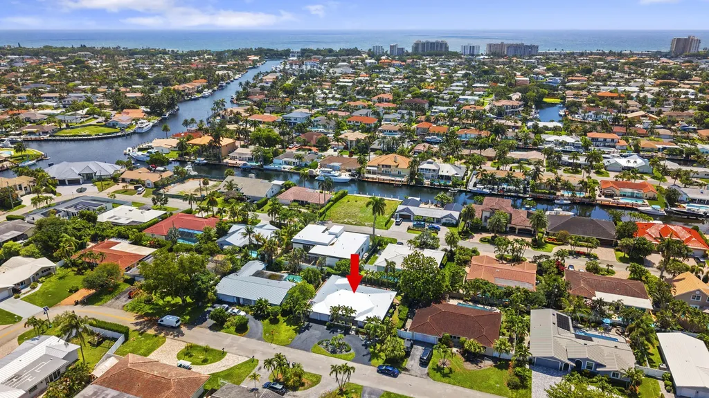 4240 NE 22nd Terrace Lighthouse Point FL 33064