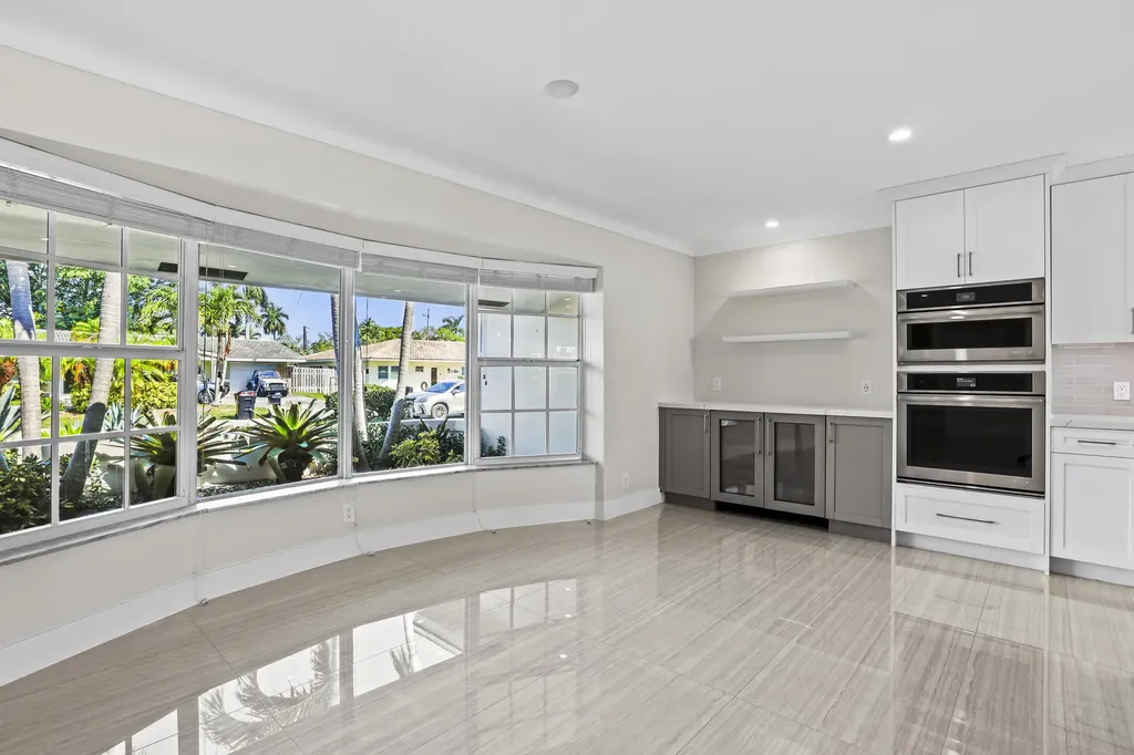 4240 NE 22nd Terrace Lighthouse Point FL 33064