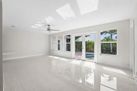 4240 NE 22nd Terrace Lighthouse Point FL 33064