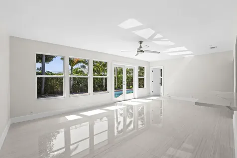 4240 NE 22nd Terrace Lighthouse Point FL 33064