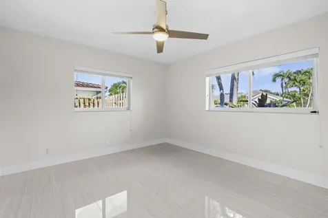 4240 NE 22nd Terrace Lighthouse Point FL 33064