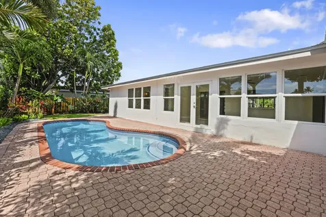 4240 NE 22nd Terrace Lighthouse Point FL 33064