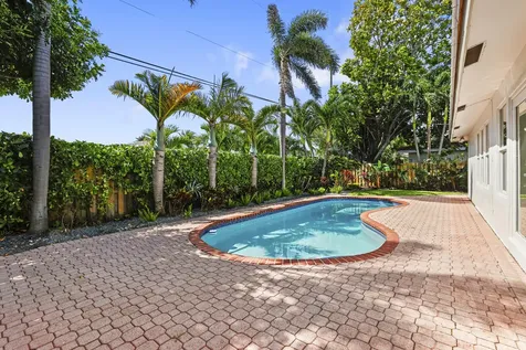 4240 NE 22nd Terrace Lighthouse Point FL 33064