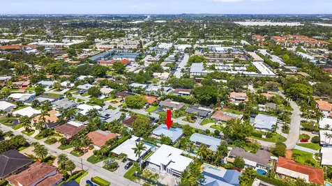 4240 NE 22nd Terrace Lighthouse Point FL 33064