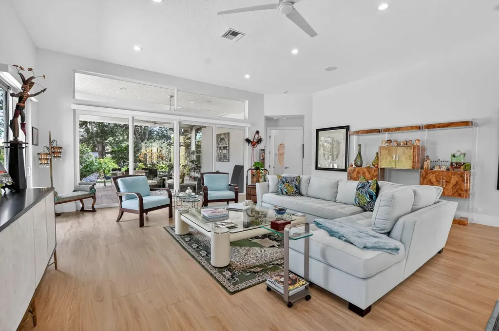 7843 Villa D Este Way Delray Beach FL 33446