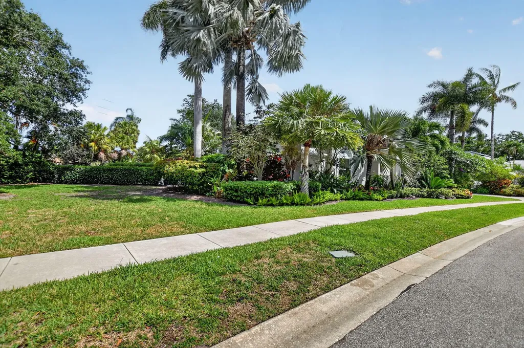 7843 Villa D Este Way Delray Beach FL 33446